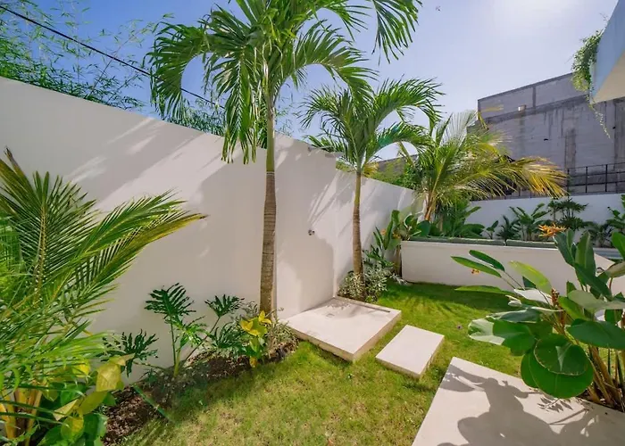 Luxury 4br Private Pool & Sea Horizon Ferienhaus Kerobokan